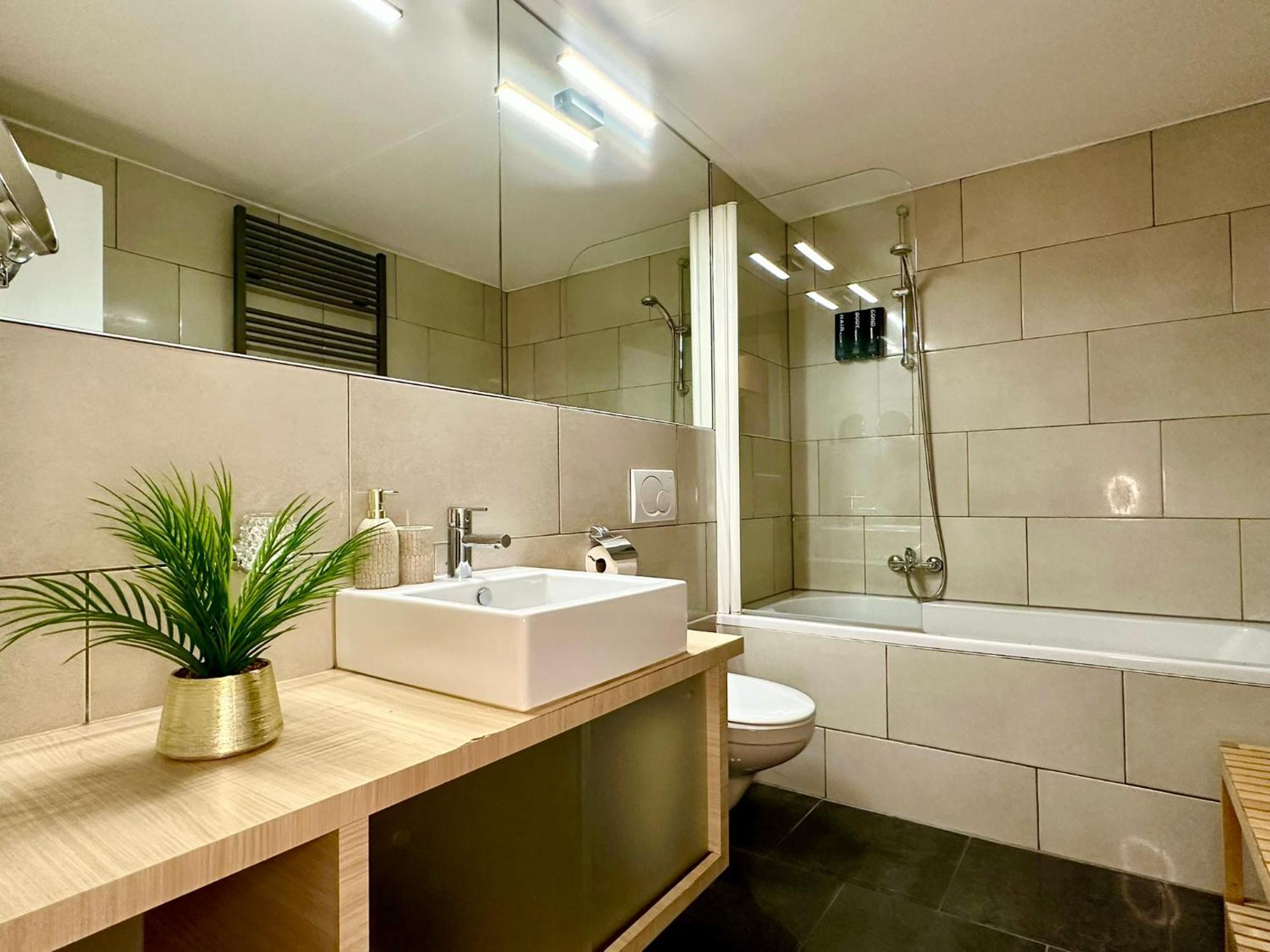 Luxury Suites Castel By Rikas Hotels 安特卫普 外观 照片